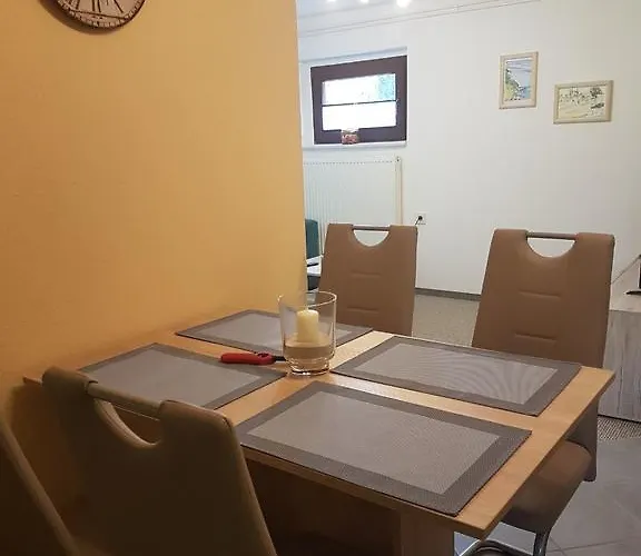 Tannenweg / アパート Poseritz